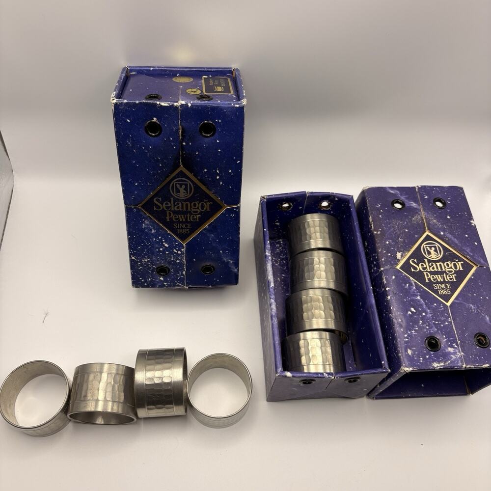 2 Boxes Of Selangor Pewter Sets of 4 Napkin Rings (8 Rings Total) Hammered